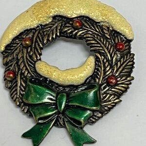 Wreath Brass Christmas Pin Brooch JJ Signed Jonette Jewelry Rare